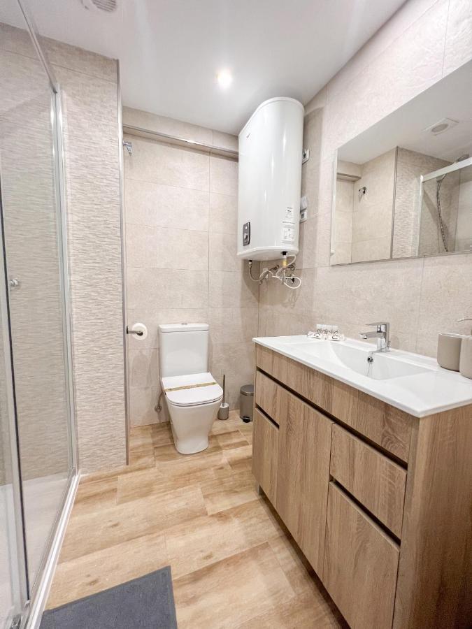 Bright & Cozy Acuario Beach&pool Apartment